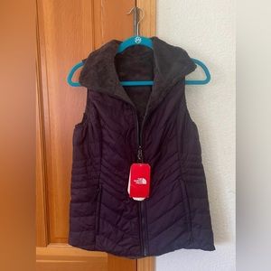 The north face reversible puffer vest NWT